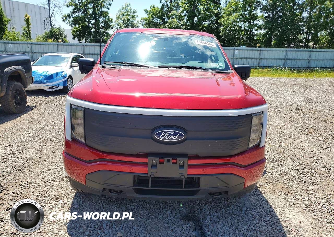 2025 Ford F150 Lightning Xlt VIN:1FT6W3LU7SWG12172 - 5