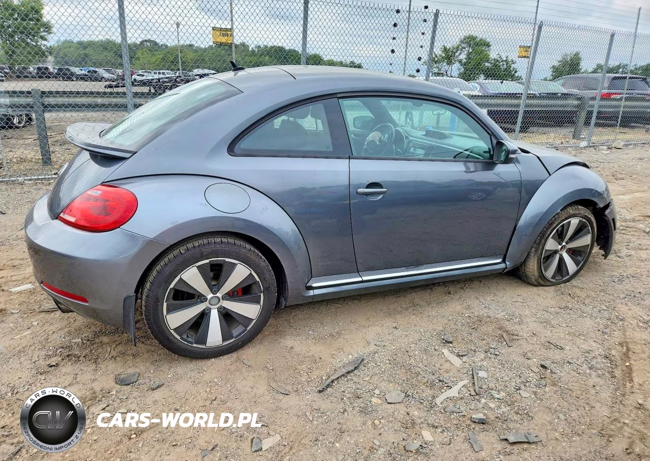 2012 Volkswagen Beetle Turbo VIN:3VW4A7AT5CM647802 - 3