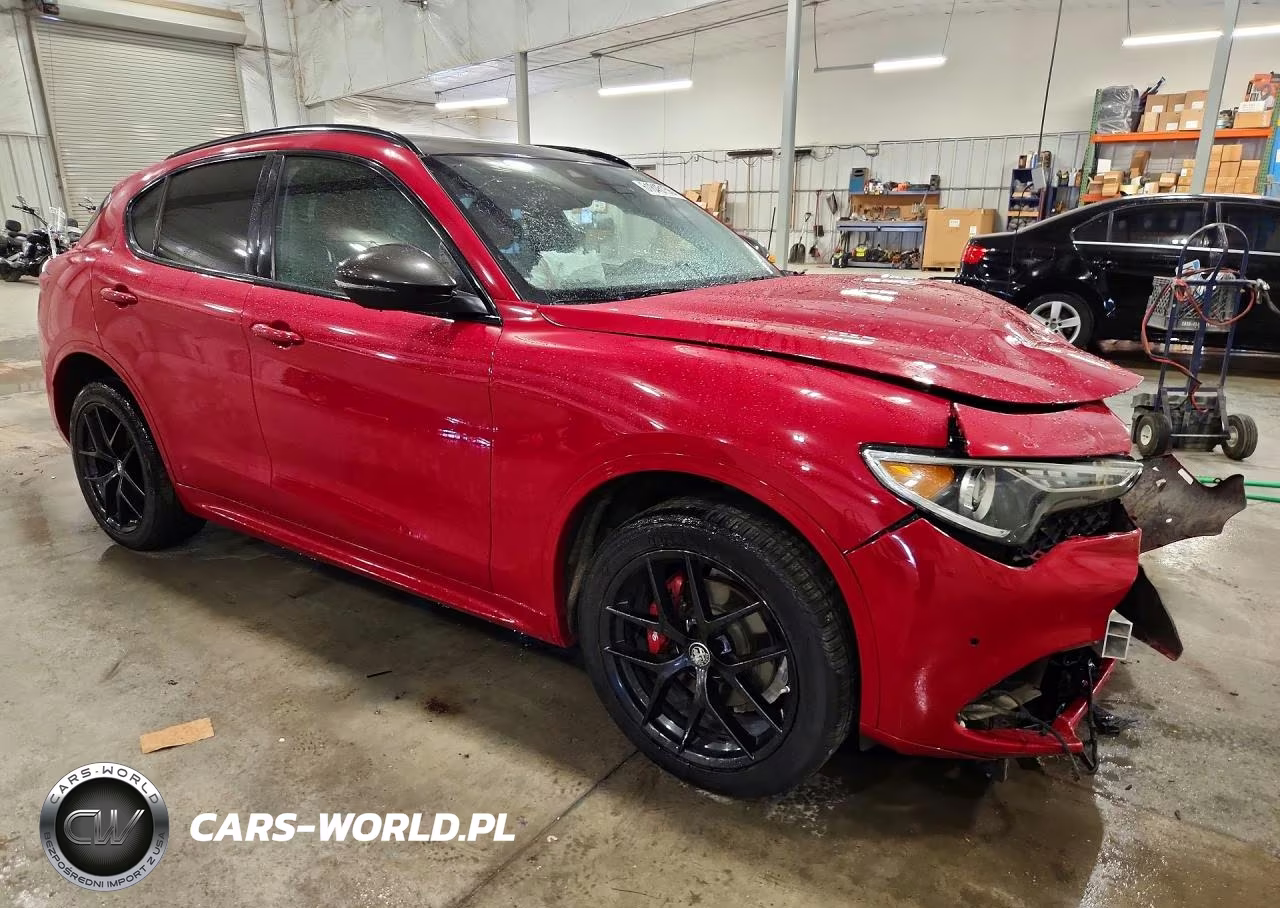 2020 Alfa Romeo Stelvio Ti VIN:ZASPAKBN1L7C76173 - 4