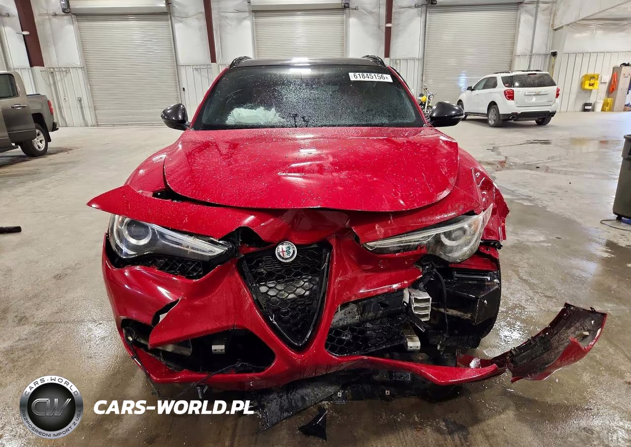 2020 Alfa Romeo Stelvio Ti VIN:ZASPAKBN1L7C76173 - 5