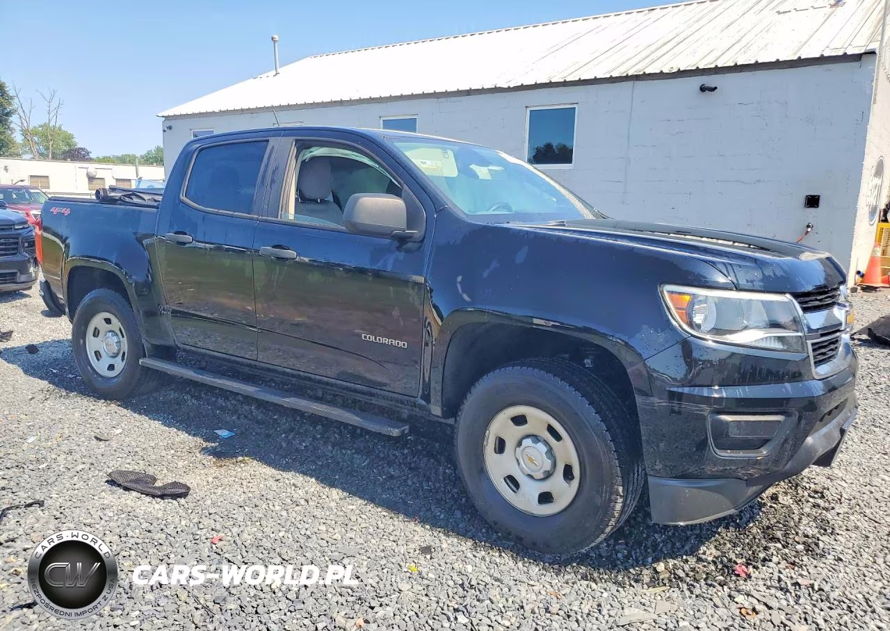 2019 Chevrolet Colorado VIN:1GCGTBEN0K1262779 - 4