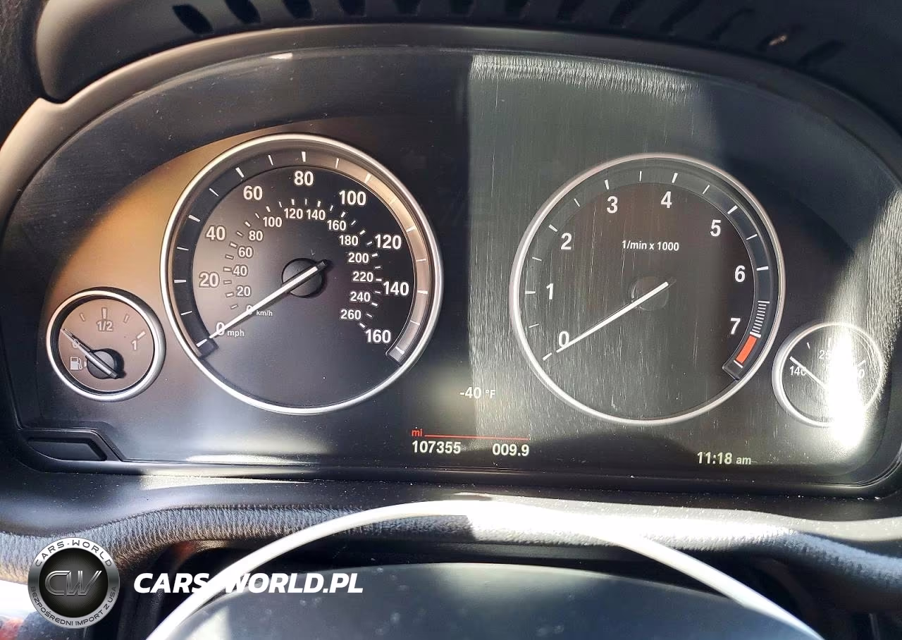 2015 BMW X4 xDrive28I VIN:5UXXW3C59F0M88250 - 9