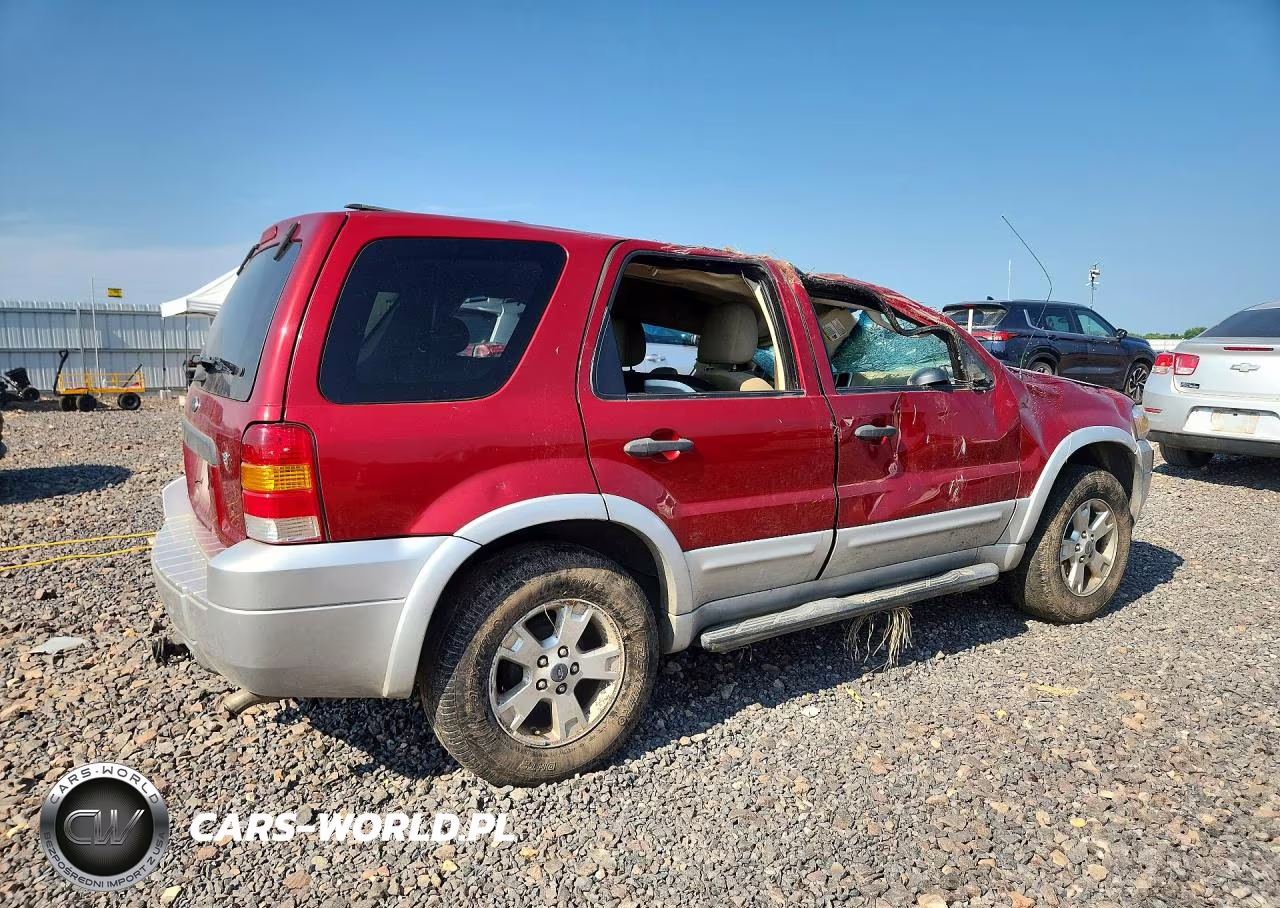 2007 Ford Escape Xlt VIN:1FMYU03177KA98532 - 3