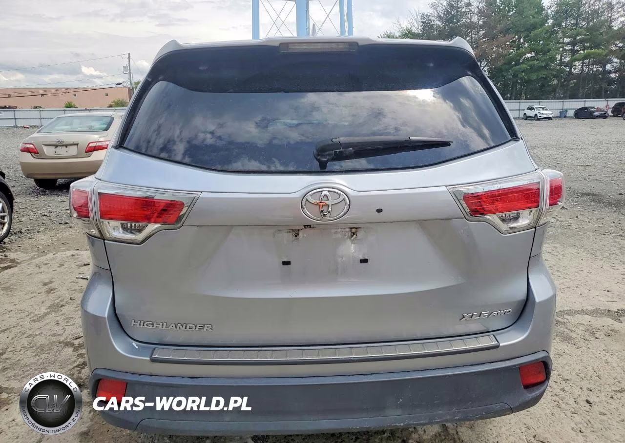 2015 Toyota Highlander Xle VIN:5TDJKRFH1FS077756 - 6