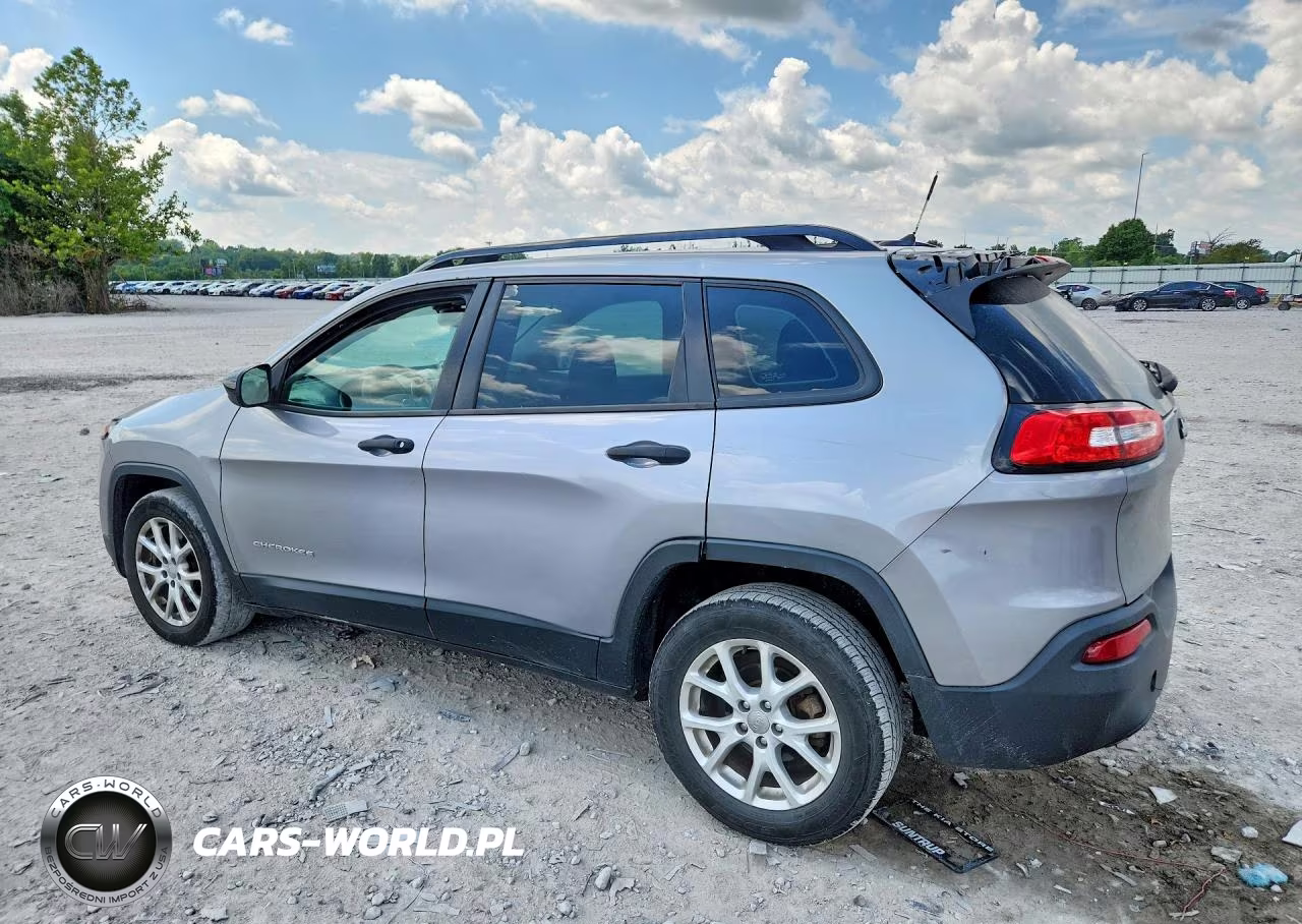 2015 Jeep Cherokee Sport VIN:1C4PJLAB2FW760174 - 2