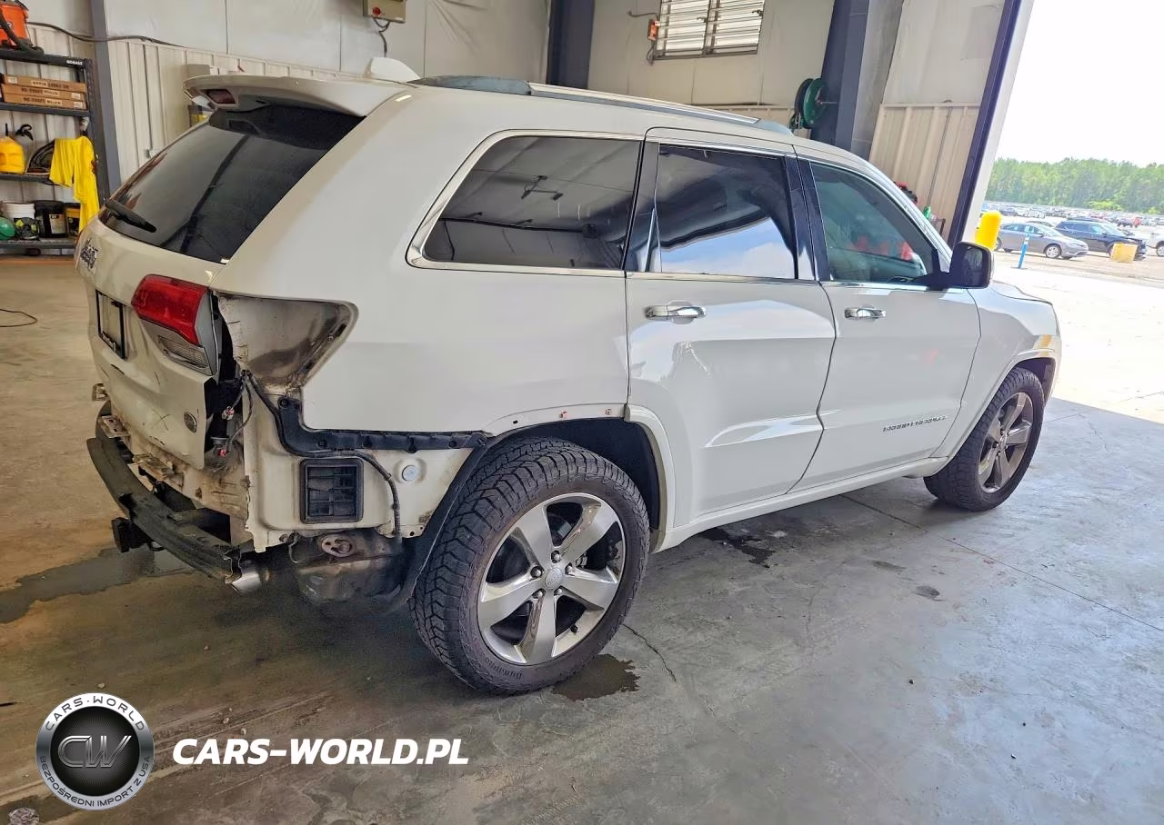 2015 Jeep Grand Cherokee Overland VIN:1C4RJECG0FC742058 - 3