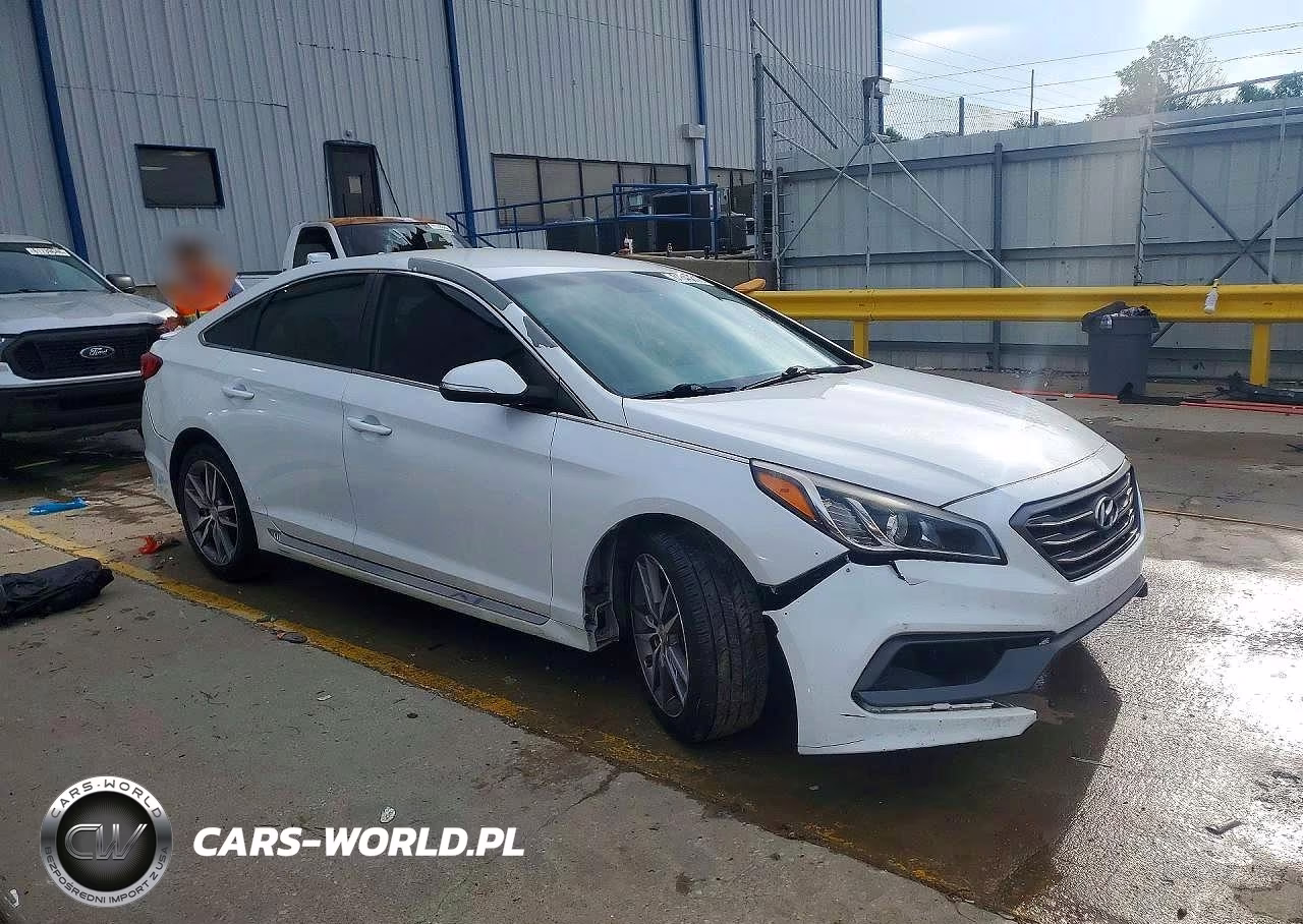 2017 Hyundai Sonata Sport 2.0T VIN:5NPE34AB3HH480716 - 4