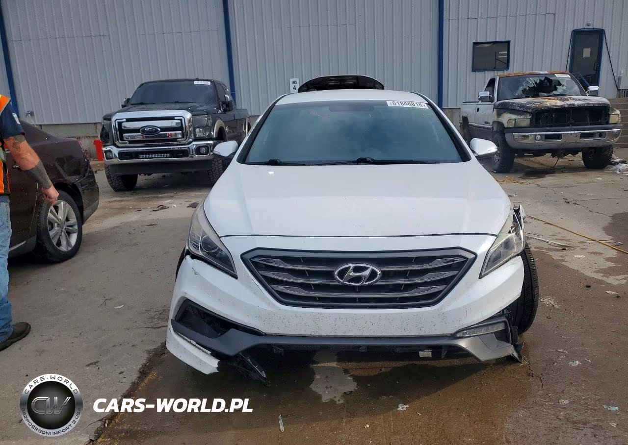 2017 Hyundai Sonata Sport 2.0T VIN:5NPE34AB3HH480716 - 5