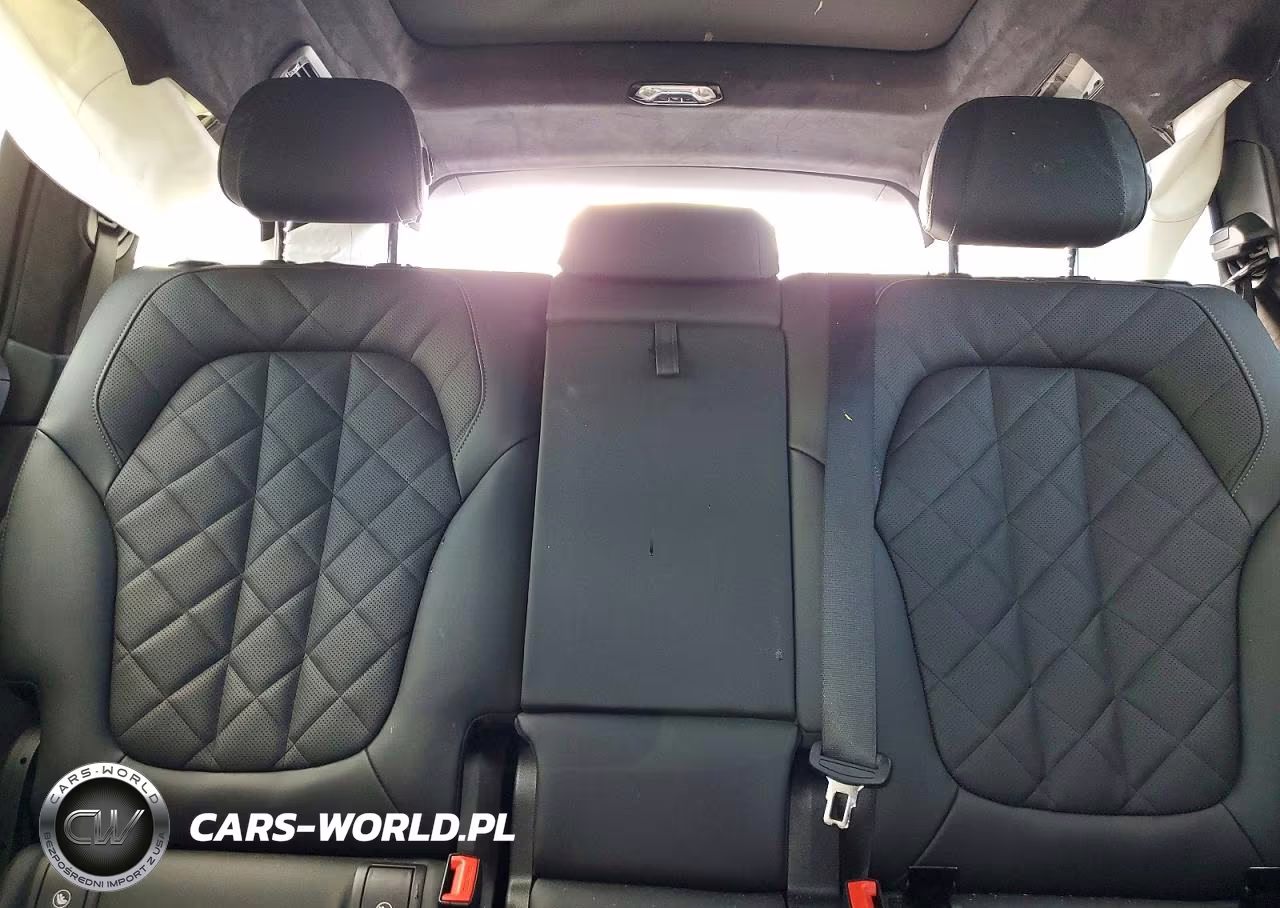 2025 BMW X7 xDrive40I VIN:5UX23EM00S9W95763 - 10