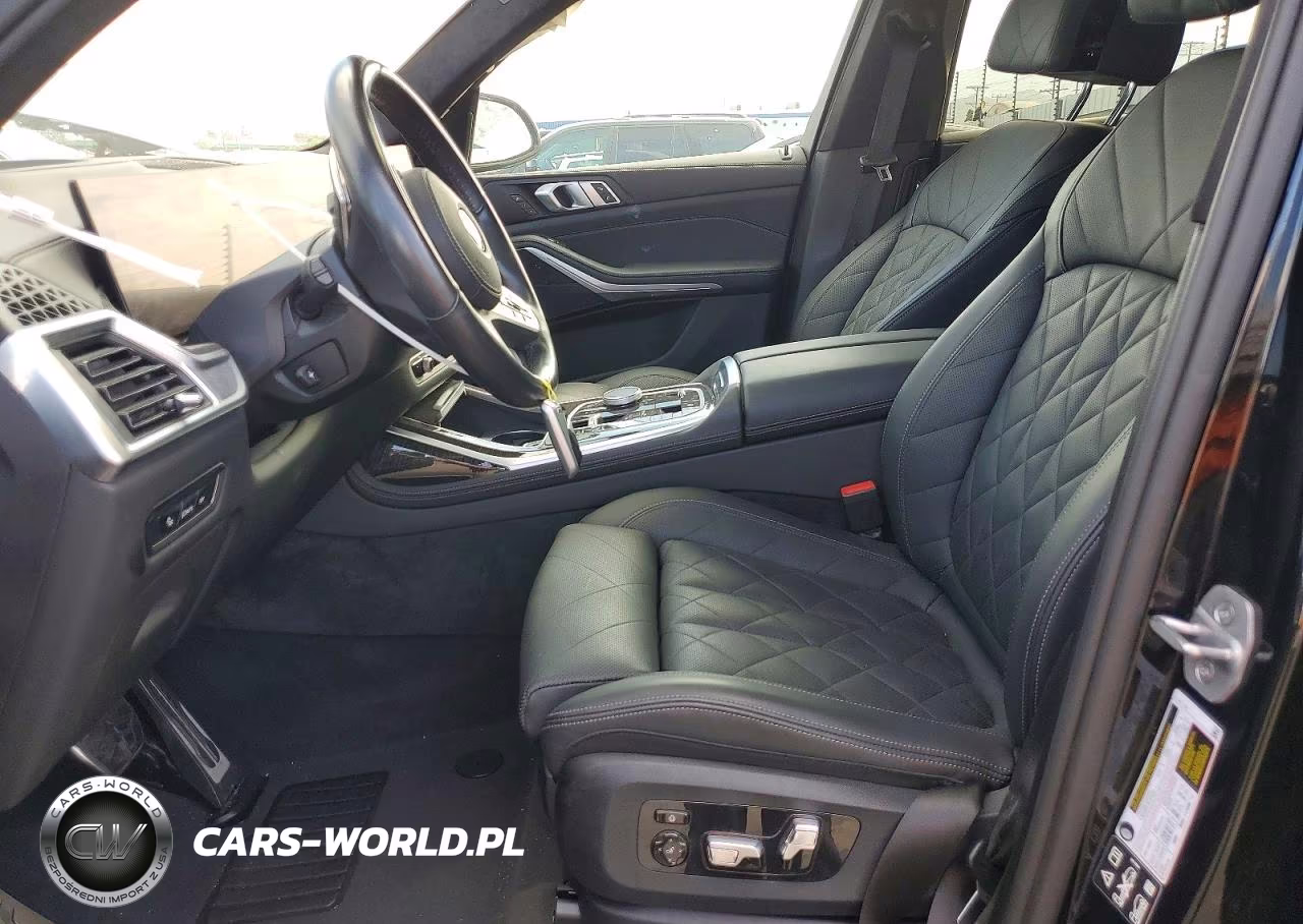 2025 BMW X7 xDrive40I VIN:5UX23EM00S9W95763 - 7