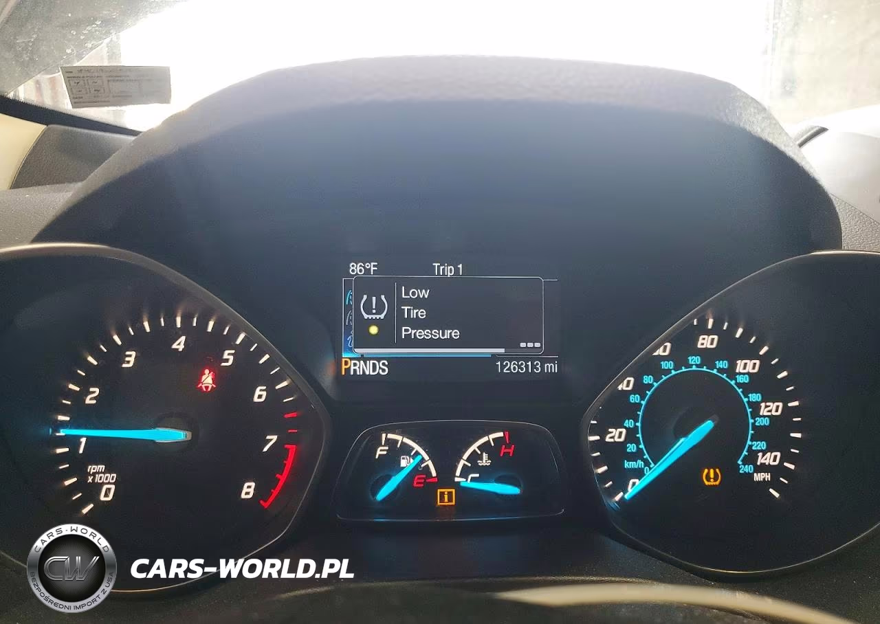 2015 Ford Escape Se VIN:1FMCU9GX0FUB46775 - 9