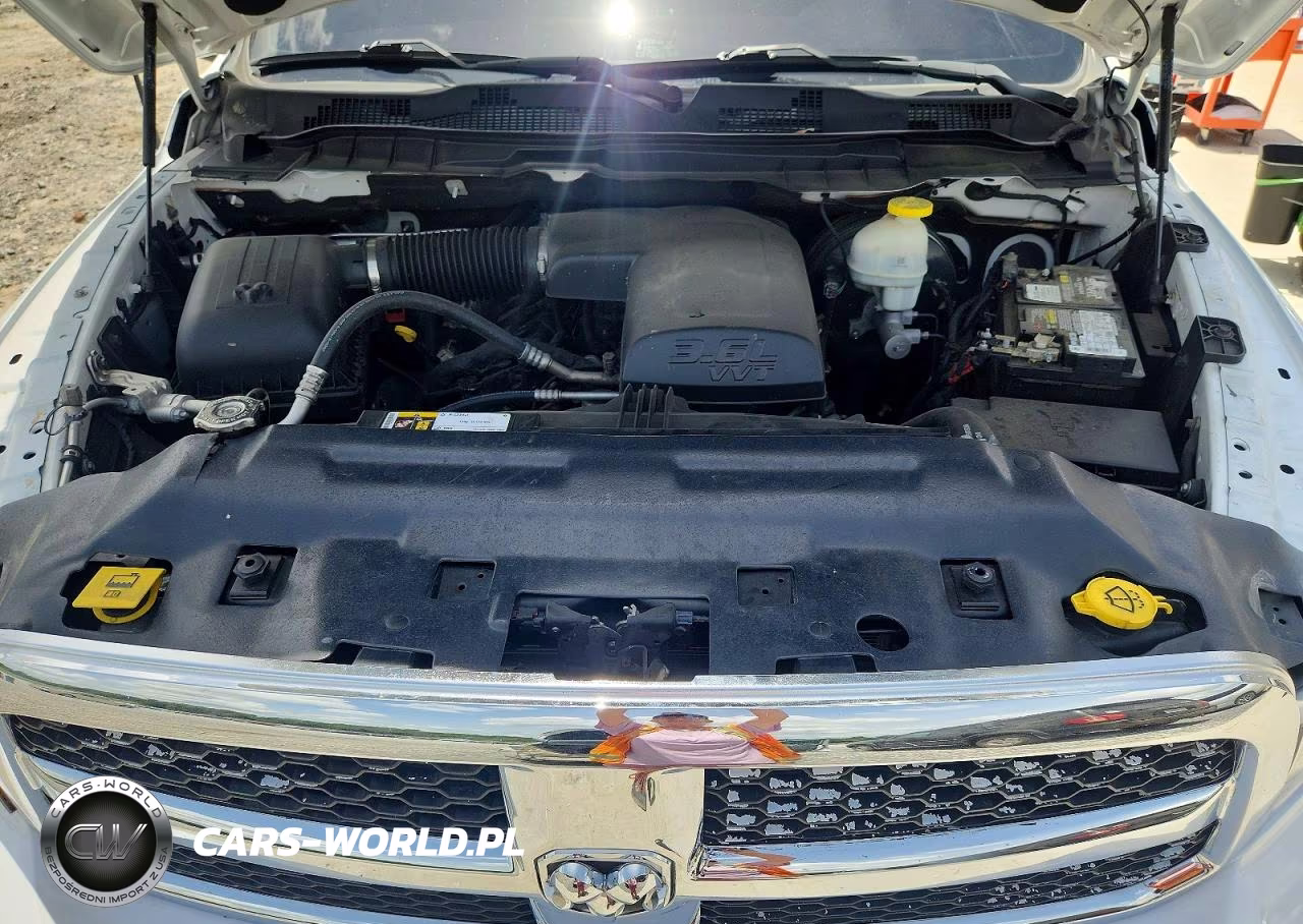 2020 Ram 1500 Classic Tradesman VIN:1C6RR6KG1LS124093 - 11
