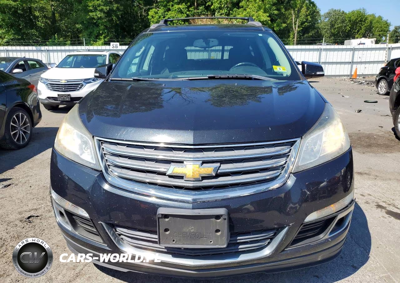 2013 Chevrolet Traverse Lt VIN:1GNKRGKD8DJ235924 - 5