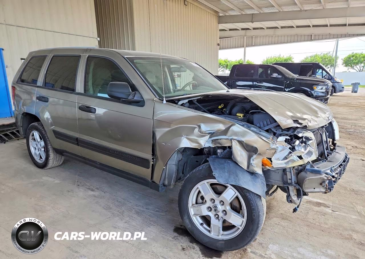 2005 Jeep Grand Cherokee Laredo VIN:1J4GS48K05C507079 - 4