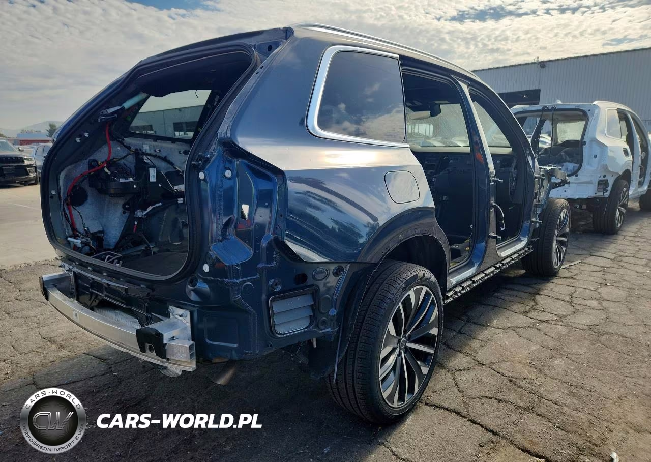 2026 Volvo Xc90 Ultra VIN:YV4H60PF8T1501919 - 3