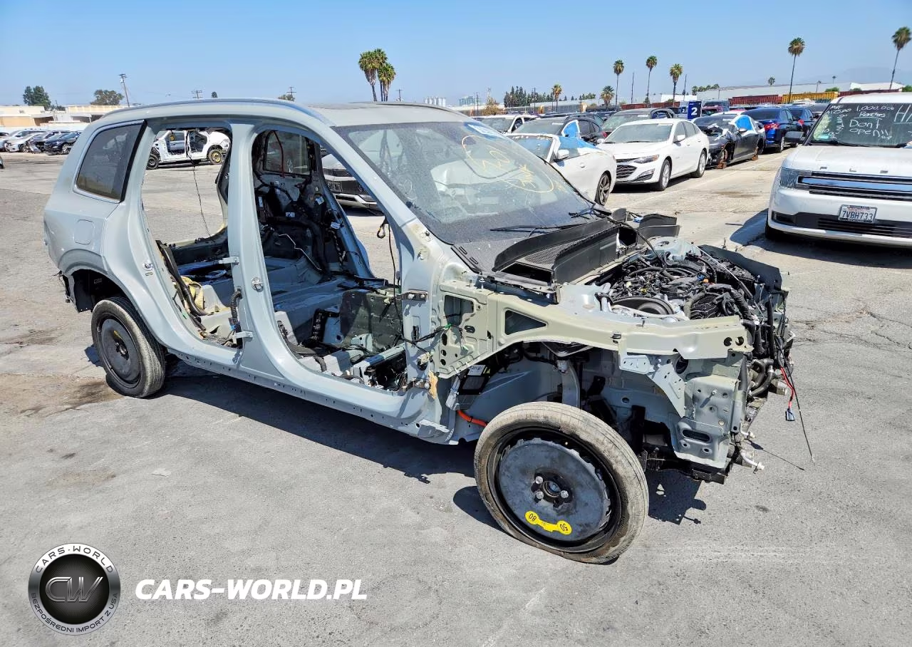 2026 Volvo Xc90 Plus VIN:YV4H60PE0T1497808 - 4