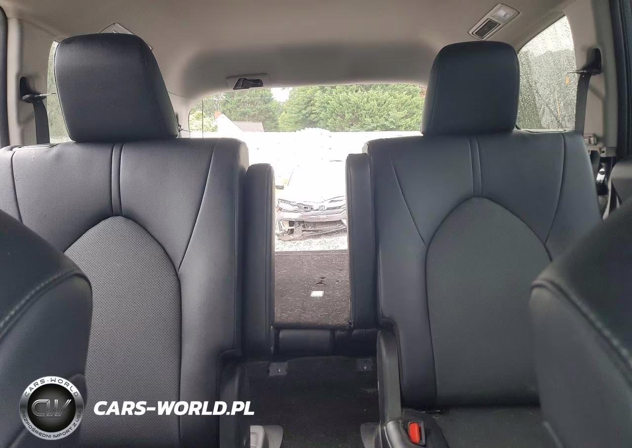 2025 Toyota Grand Highlander Hybrid Xle VIN:5TDACAB57SS037489 - 10