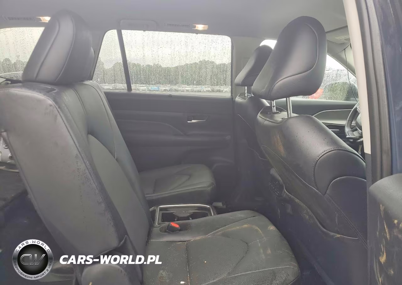2025 Toyota Grand Highlander Hybrid Xle VIN:5TDACAB57SS037489 - 11