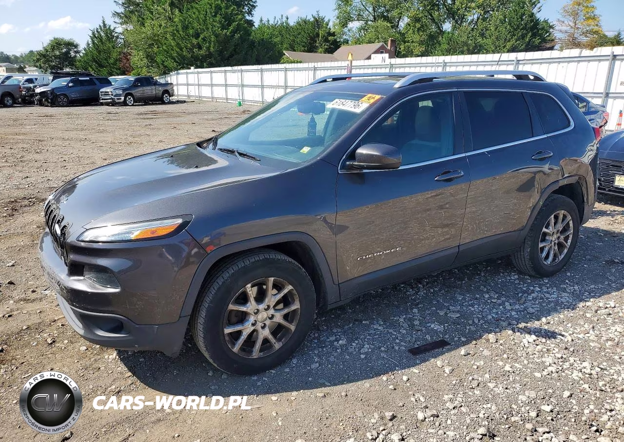 2015 Jeep Cherokee Latitude – zdjęcie 1 z 12