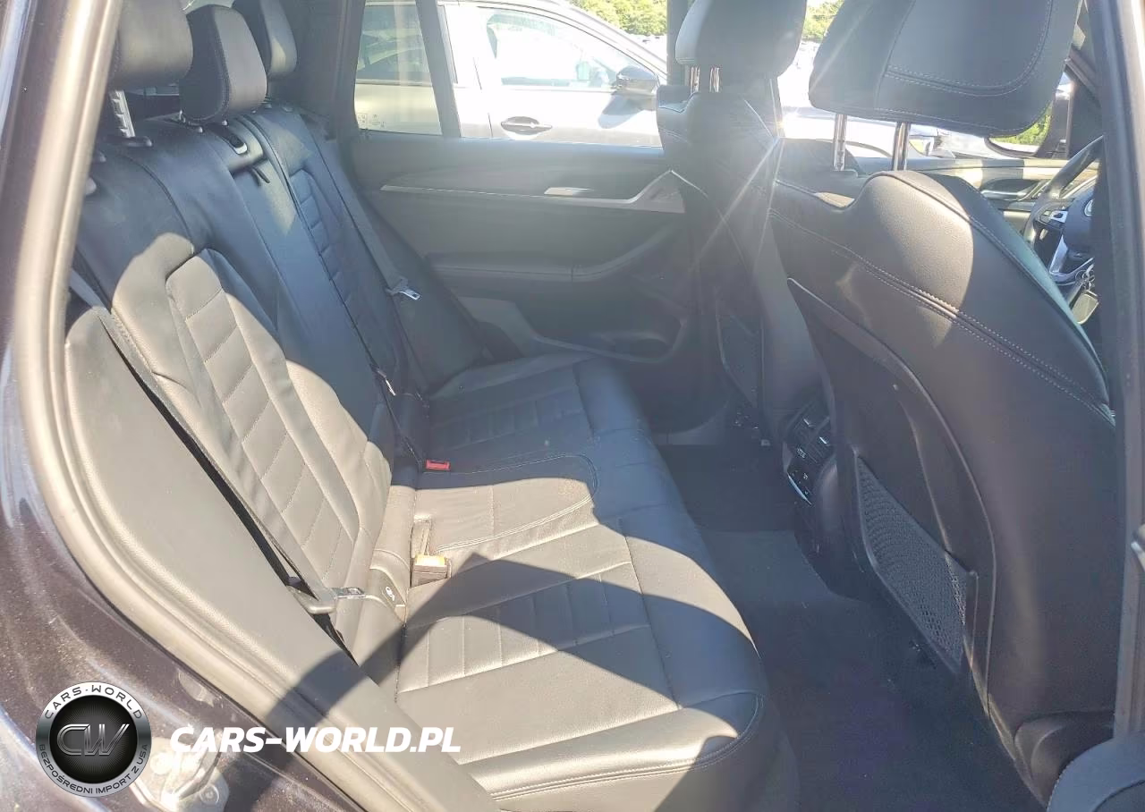 2019 BMW X3 xDrive30I VIN:5UXTR9C57KLP82943 - 11
