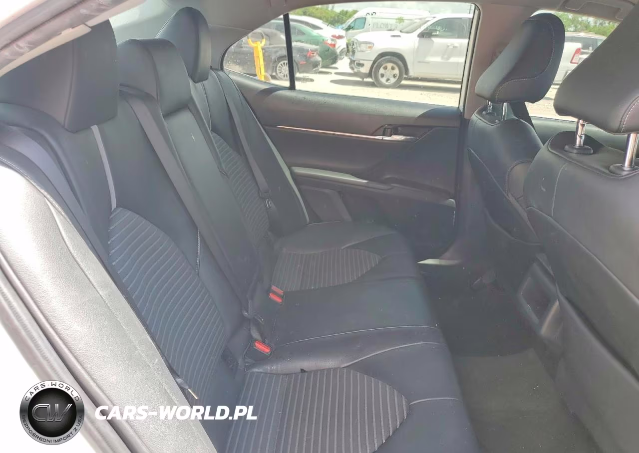 2021 Toyota Camry Se VIN:4T1G11AK0MU533204 - 10
