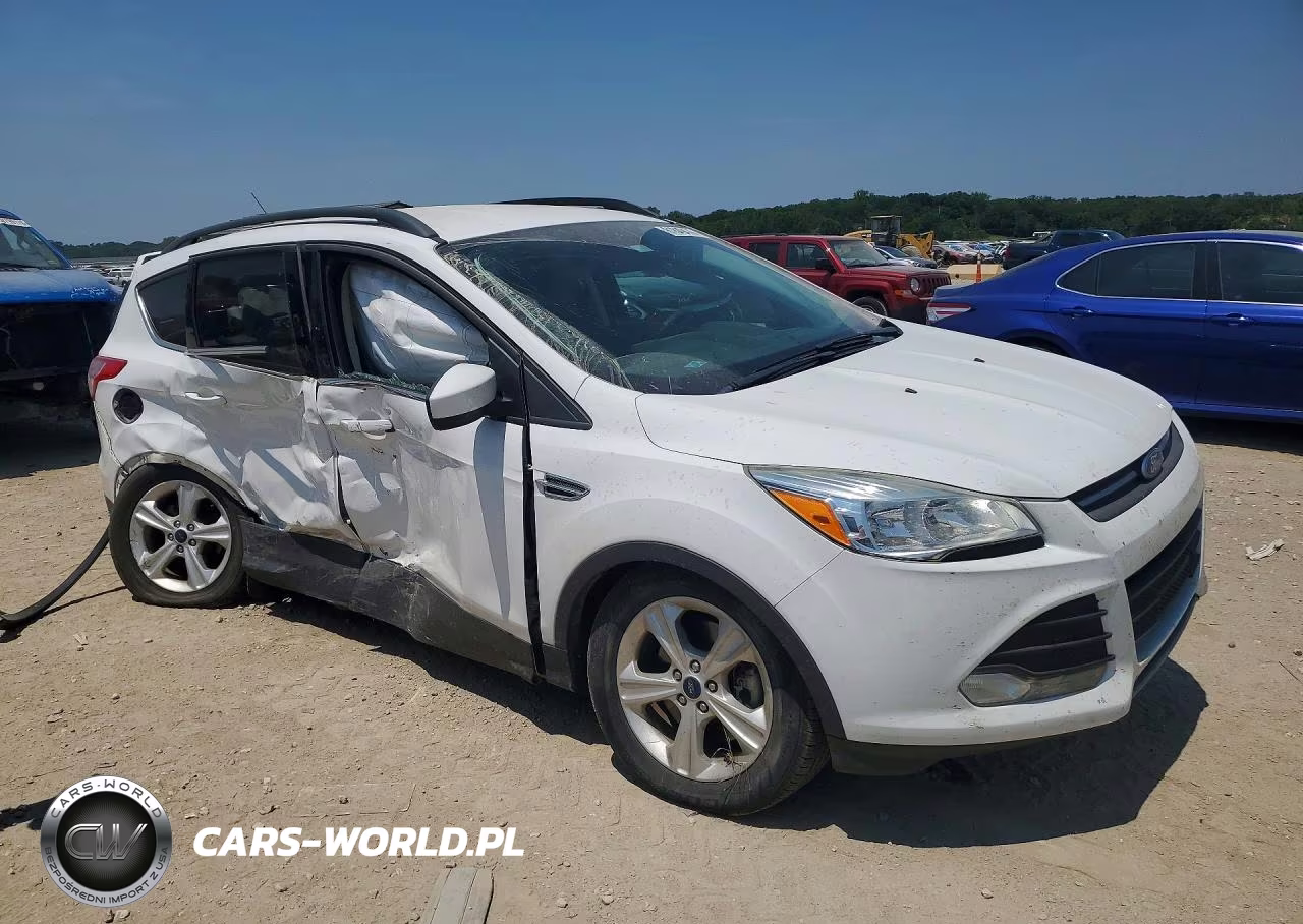 2016 Ford Escape Se VIN:1FMCU9GX0GUA67012 - 4