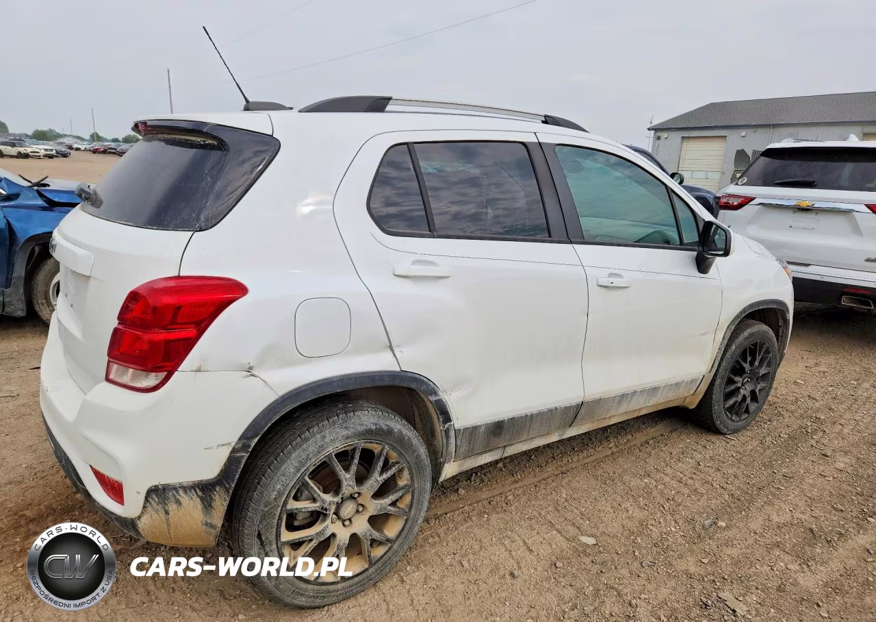 2021 Chevrolet Trax 1Lt VIN:KL7CJPSB2MB336693 - 3