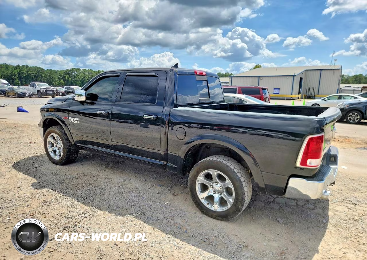 2017 Ram 1500 Laramie VIN:1C6RR7NMXHS882853 - 2