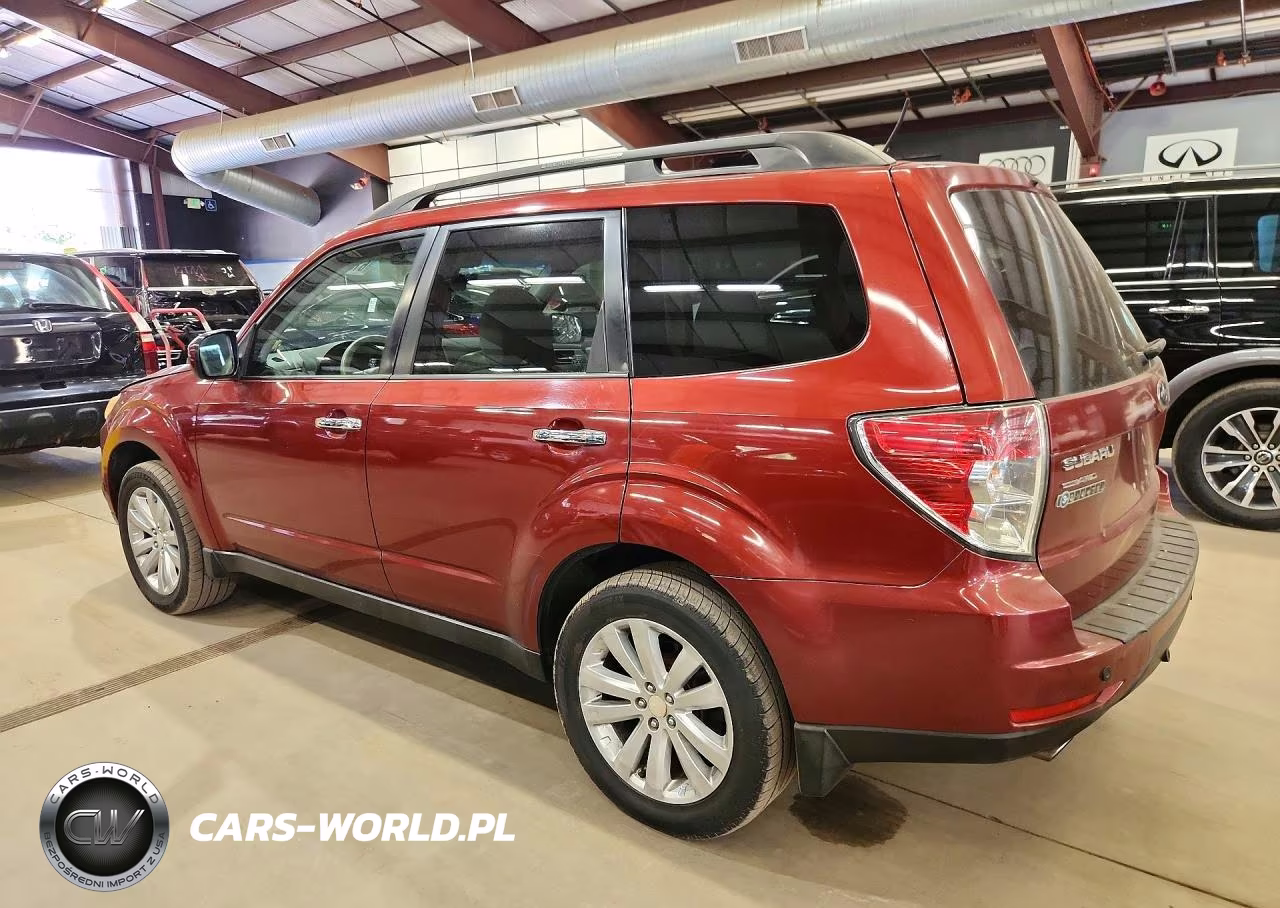 2012 Subaru Forester 2.5X Premium VIN:JF2SHADC1CH418909 - 2