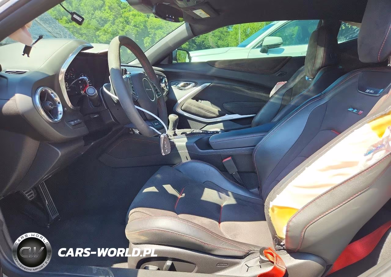 2018 Chevrolet Camaro Zl1 VIN:1G1FJ1R6XJ0100119 - 7