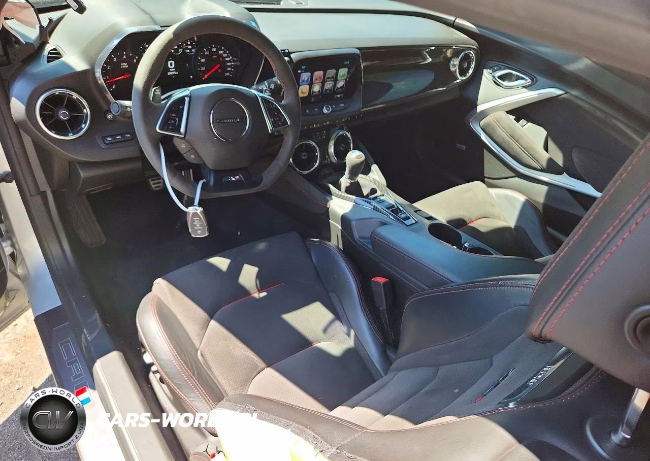 2018 Chevrolet Camaro Zl1 VIN:1G1FJ1R6XJ0100119 - 8