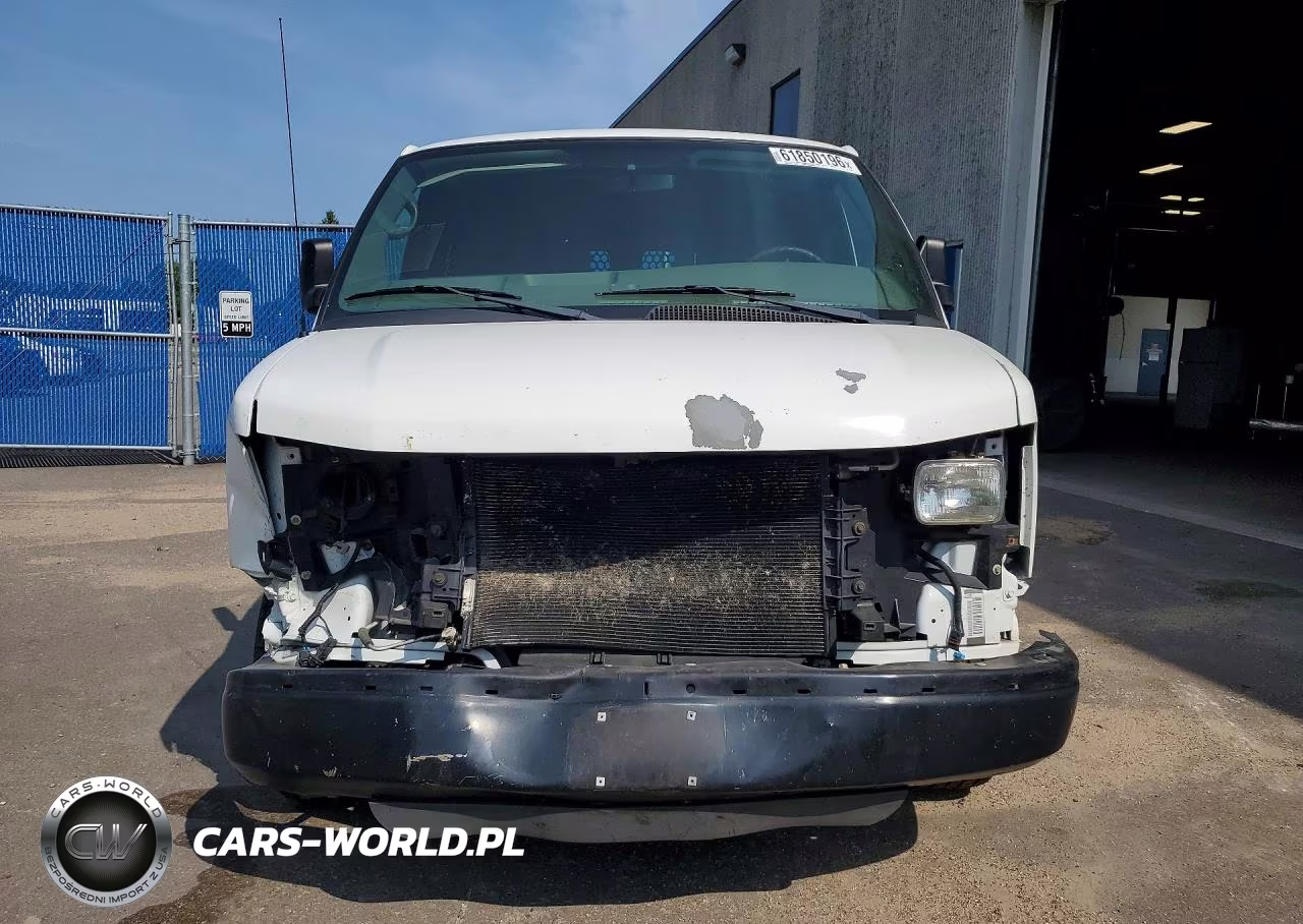 2010 Chevrolet Express G1500 VIN:1GCUGADX5A1166052 - 5