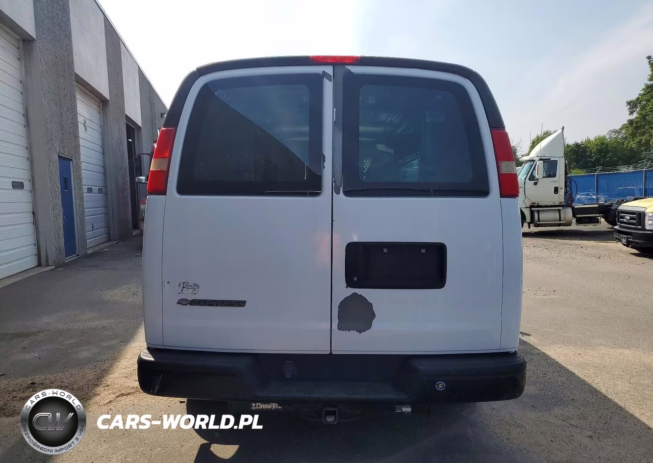 2010 Chevrolet Express G1500 VIN:1GCUGADX5A1166052 - 6
