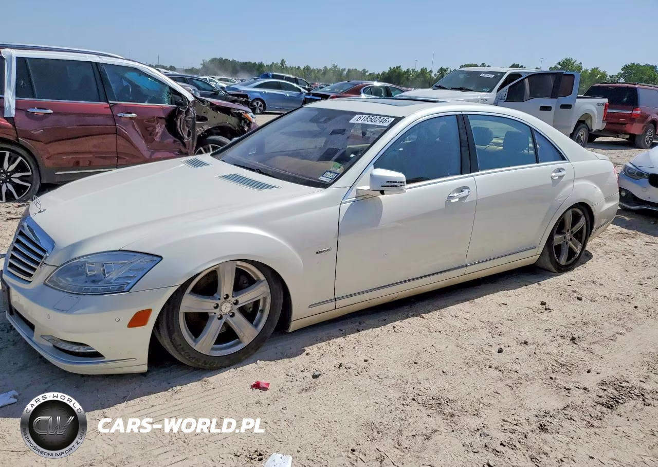 2012 Mercedes-Benz S 550