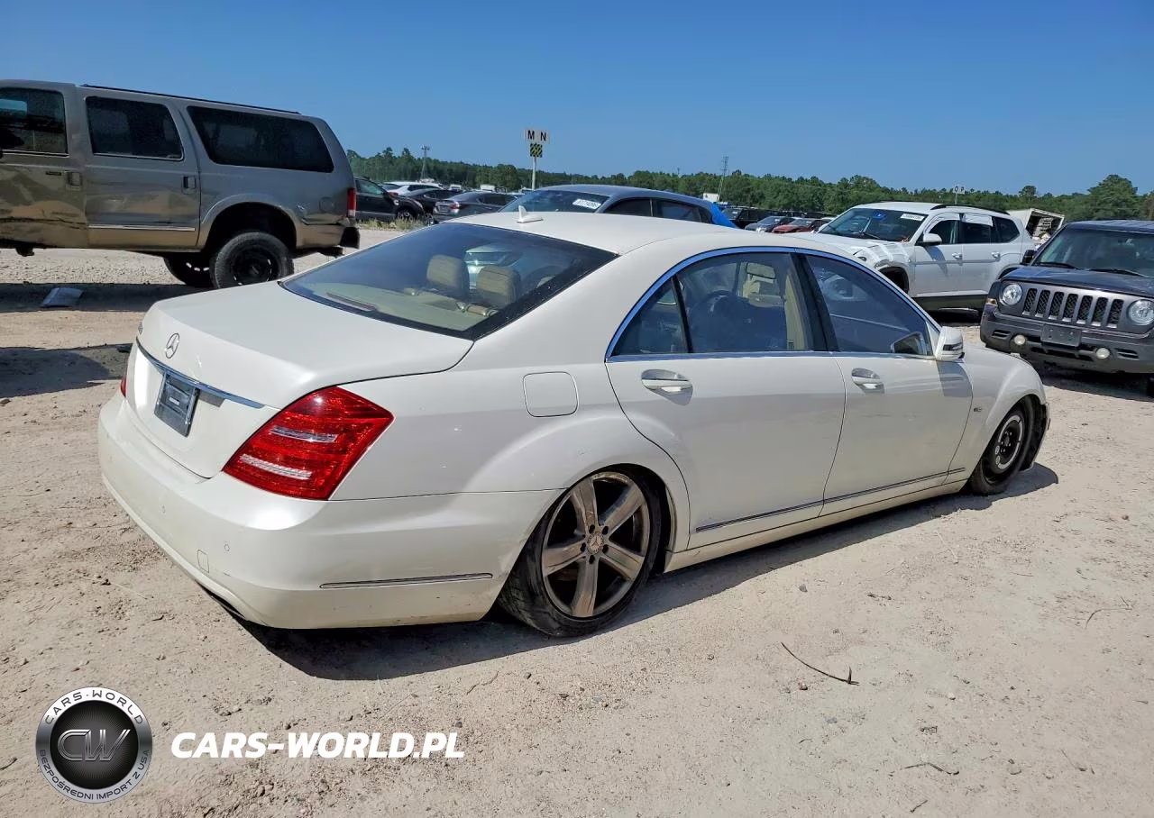 2012 Mercedes-Benz S 550 VIN:WDDNG7DB7CA468737 - 3