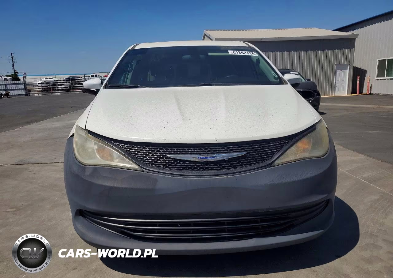 2019 Chrysler Pacifica L VIN:2C4RC1AG0KR666588 - 5