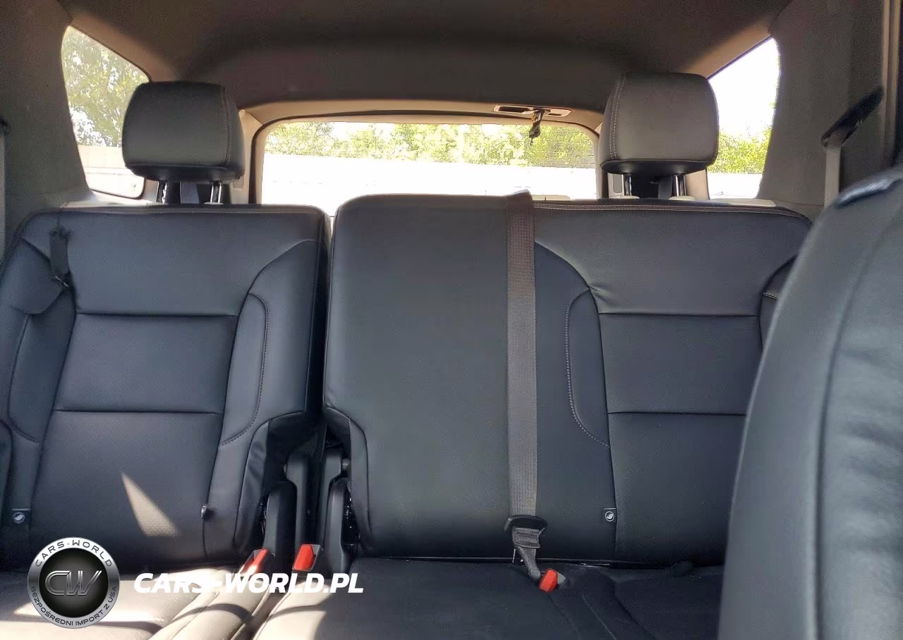 2022 Chevrolet Traverse Ls VIN:1GNEVFKW9NJ131285 - 10