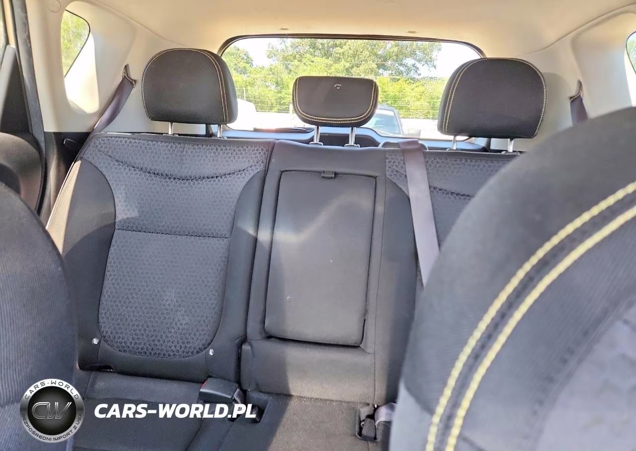 2015 Kia Soul + VIN:KNDJP3A54F7183186 - 10