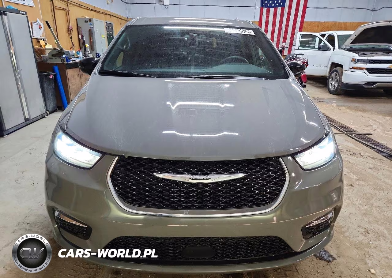 2025 Chrysler Pacifica Select VIN:2C4RC1BG6SR556501 - 5