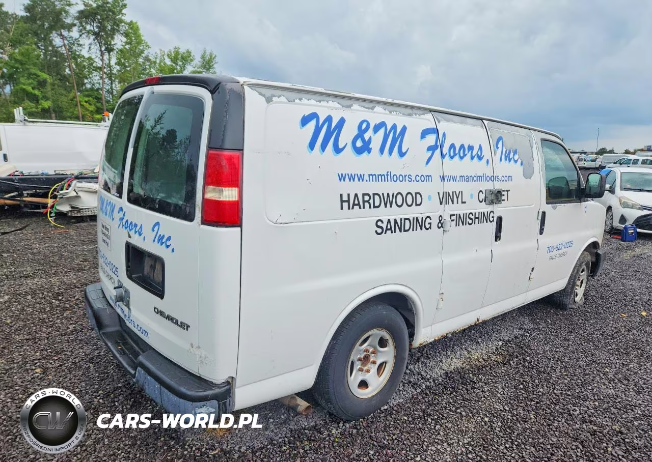 2003 Chevrolet Express 1500 Delivery Van VIN:1GCFG15X831176777 - 3