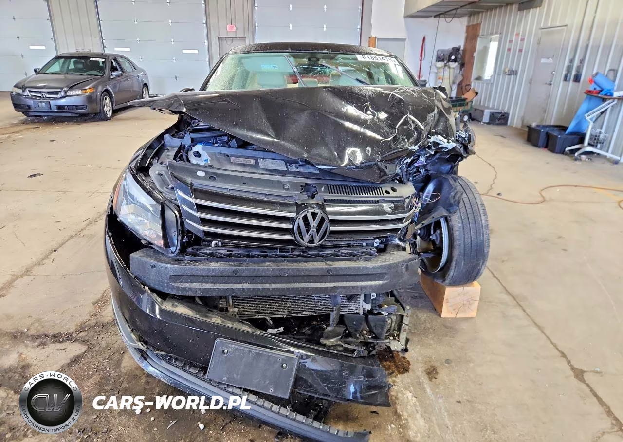 2015 Volkswagen Passat S VIN:1VWAS7A33FC111761 - 5