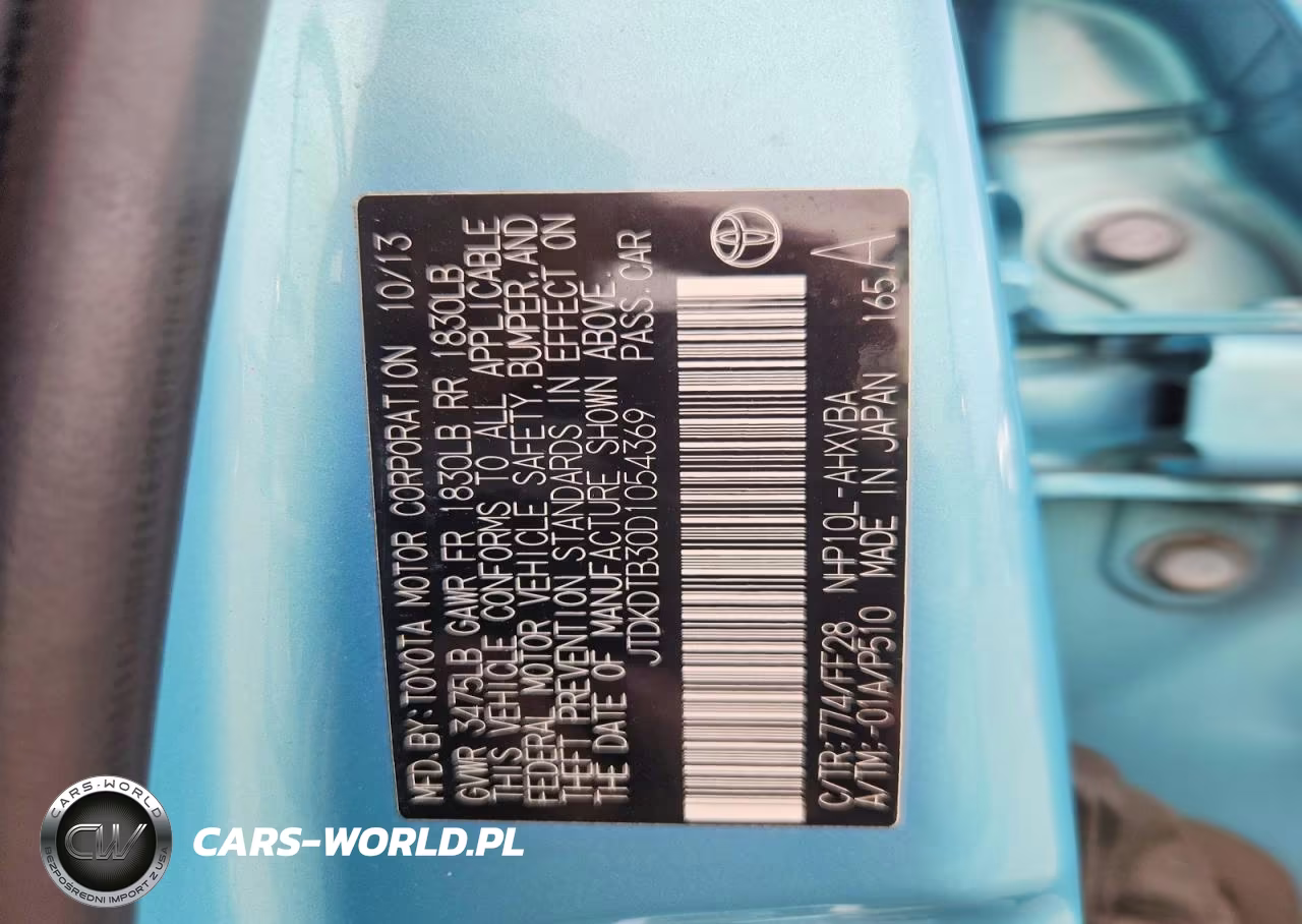 2013 Toyota Prius C Two VIN:JTDKDTB30D1054369 - 12