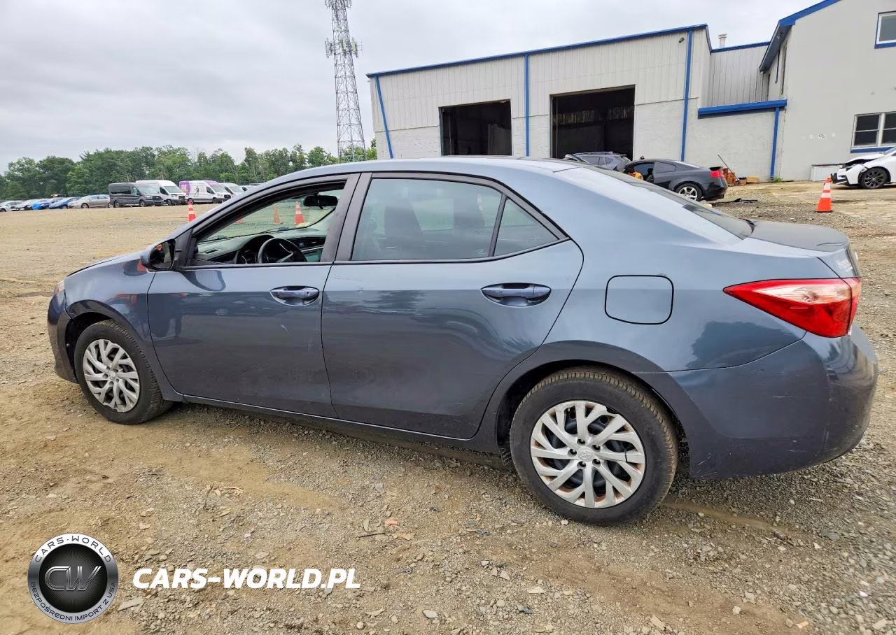 2017 Toyota Corolla Le VIN:2T1BURHE3HC913970 - 2