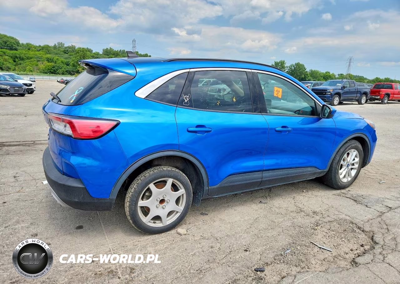 2020 Ford Escape Se VIN:1FMCU0G67LUC56995 - 3