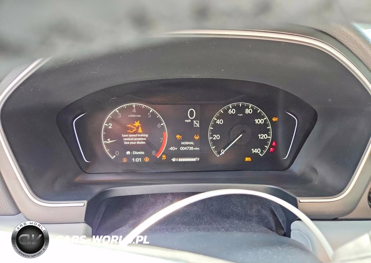 2025 Honda Pilot Touring VIN:5FNYG1H75SB191330 - 9