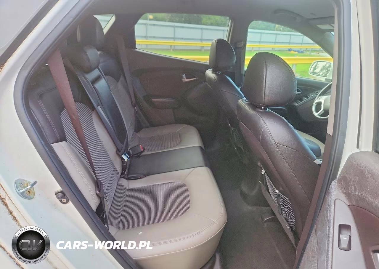 2012 Hyundai Tucson Gls VIN:KM8JU3AC2CU505890 - 10