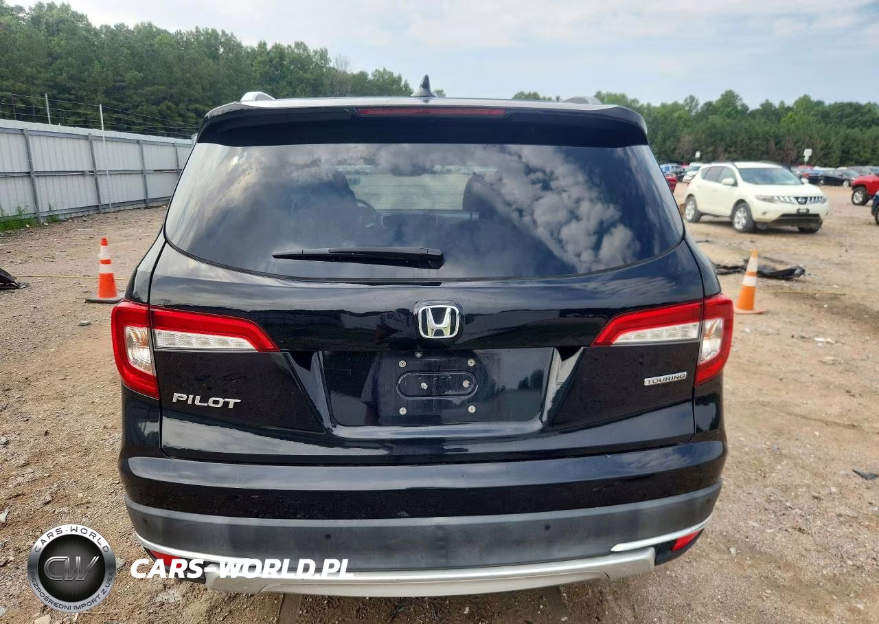2019 Honda Pilot Touring VIN:5FNYF5H68KB000999 - 6