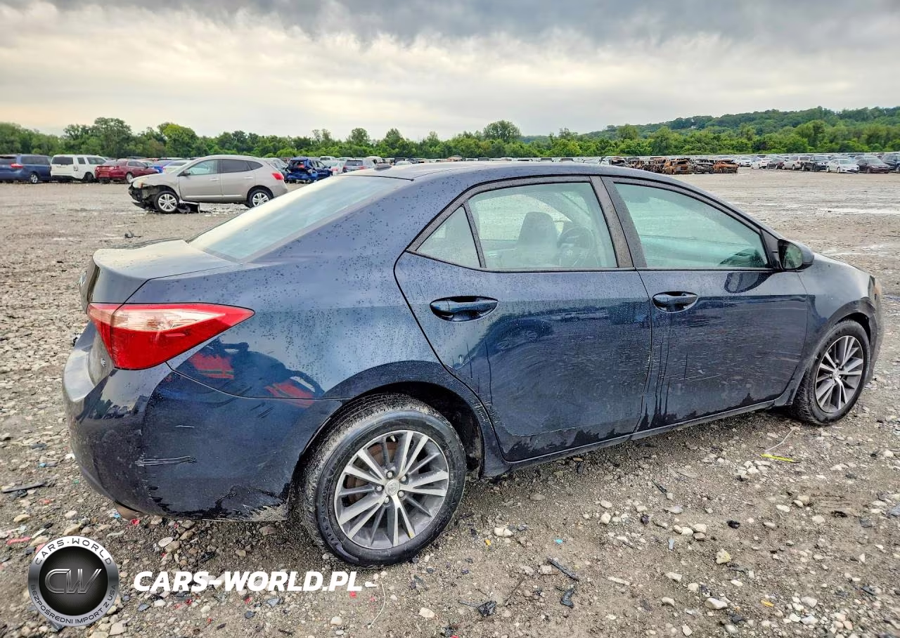 2019 Toyota Corolla Le VIN:2T1BURHE8KC225678 - 3
