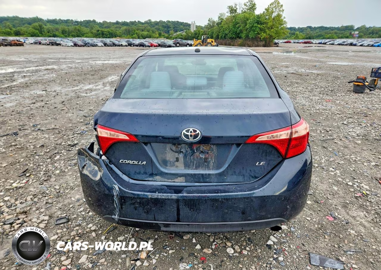 2019 Toyota Corolla Le VIN:2T1BURHE8KC225678 - 6