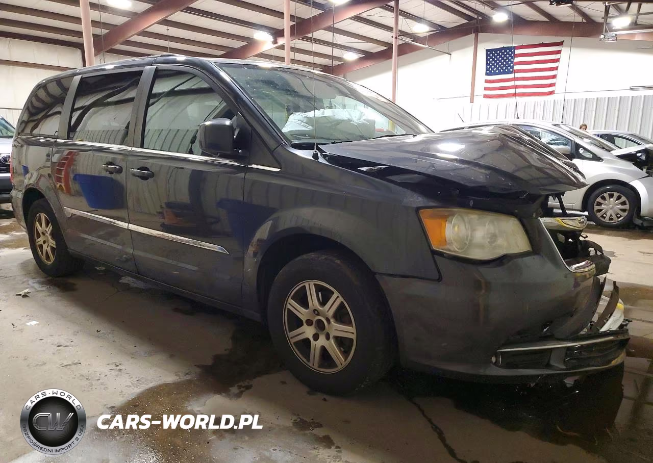 2011 Chrysler Town & Country Touring VIN:2A4RR5DG3BR647223 - 4